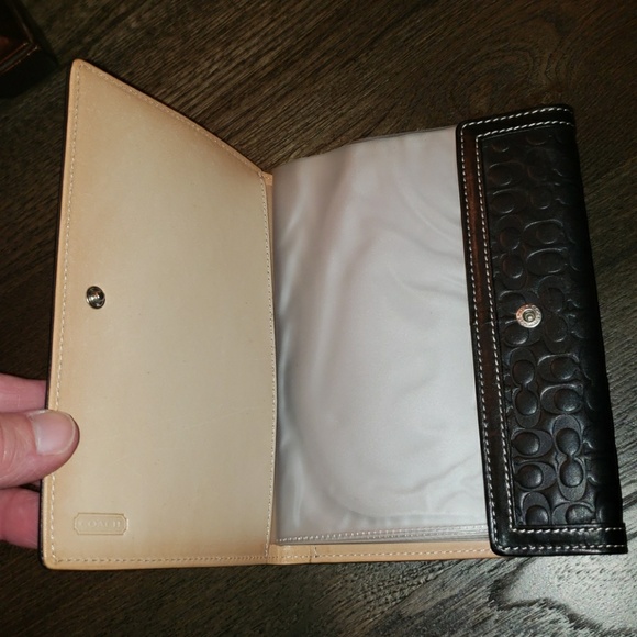 New Vintage Coach Signature Embossed Photo Book - Picture 5 of 7